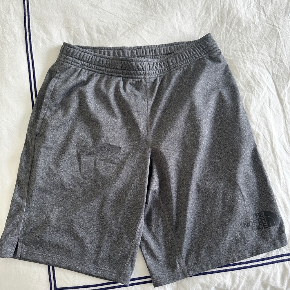 North Face Men’s Shorts Size Small